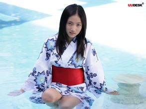 a anime girl poker face Sebarkan di cawan petri yang bersih dan segar yang belum pernah digunakan
